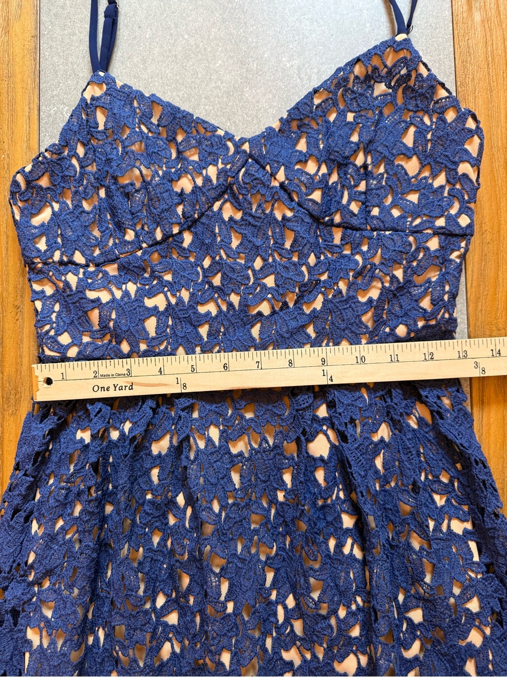 Toby Heart Ginger x Love Indie Navy Crochet Lace Midi Dress Medium NWT - Picture 8 of 12
